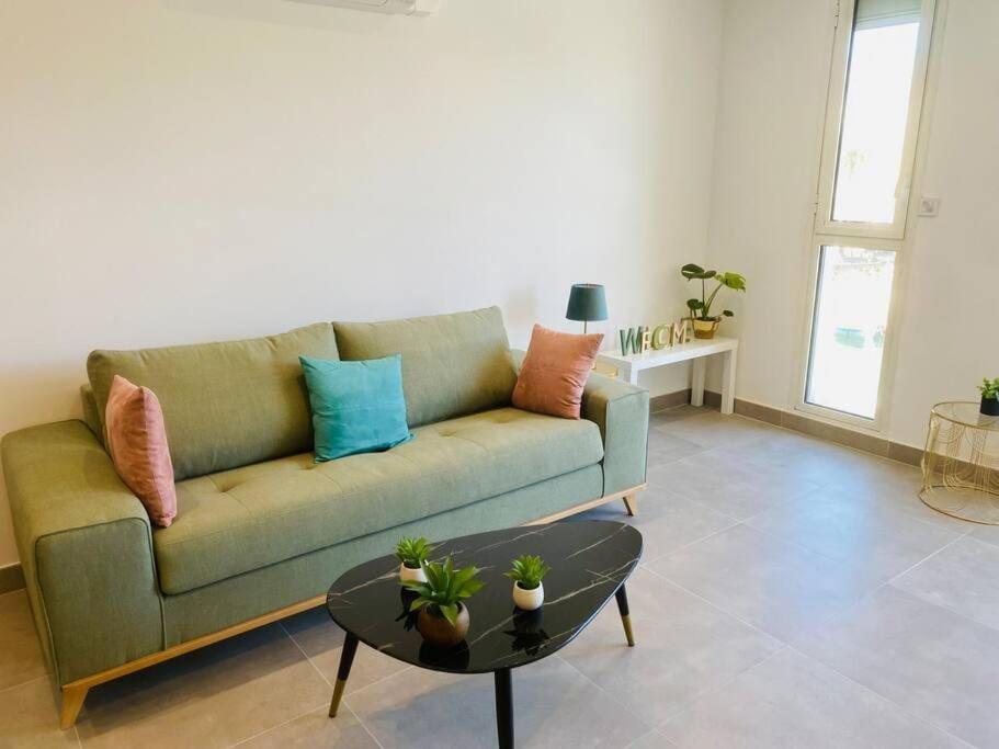 "Royal" Magnifique Appartement Avec Vue Sur Le Cadre Royal Сет Екстериор снимка