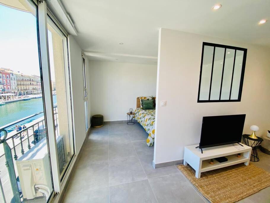 "Royal" Magnifique Appartement Avec Vue Sur Le Cadre Royal Сет Екстериор снимка